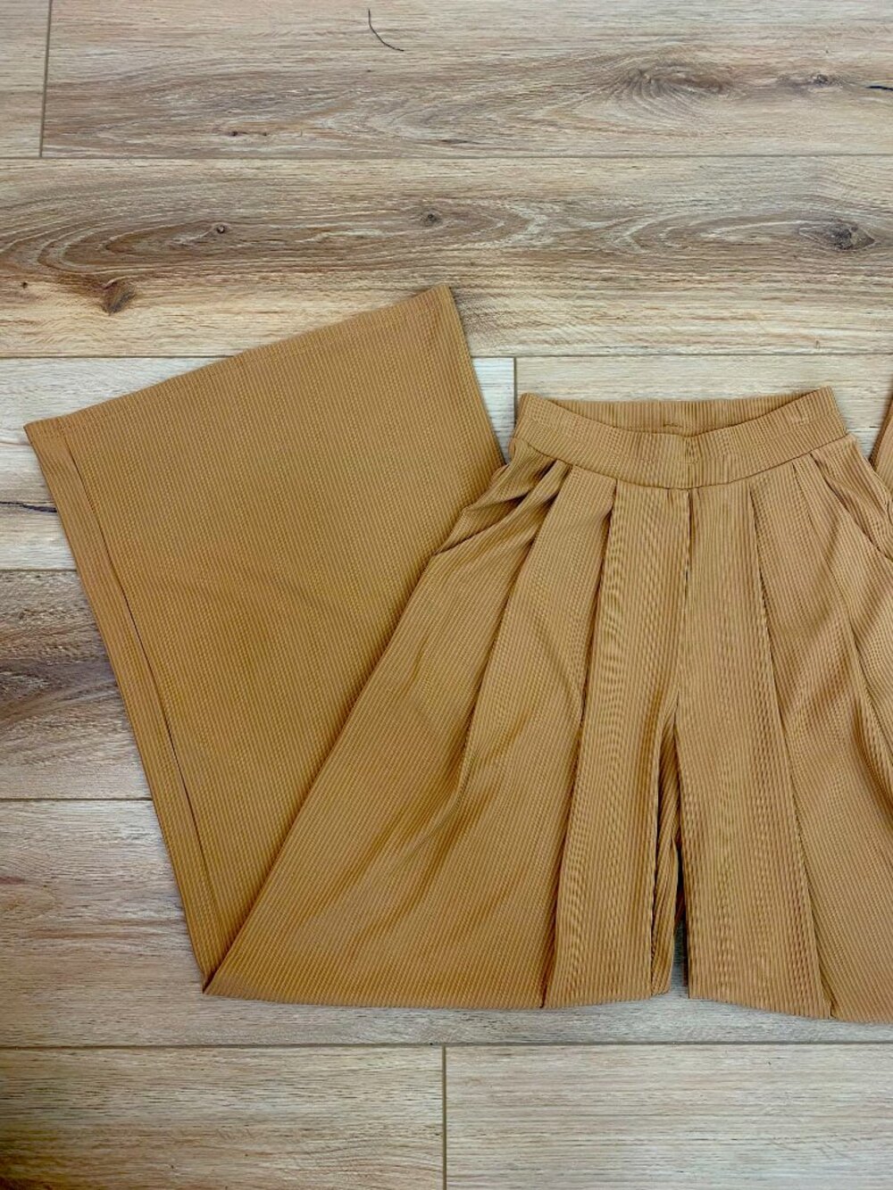 Three Birds Wide Leg Palazzo Tan Ribbed Pants | Small